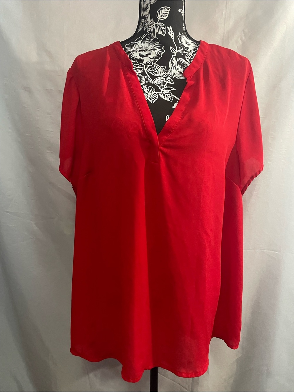 torrid Bright Red V-Neck Short Sleeve Blouse